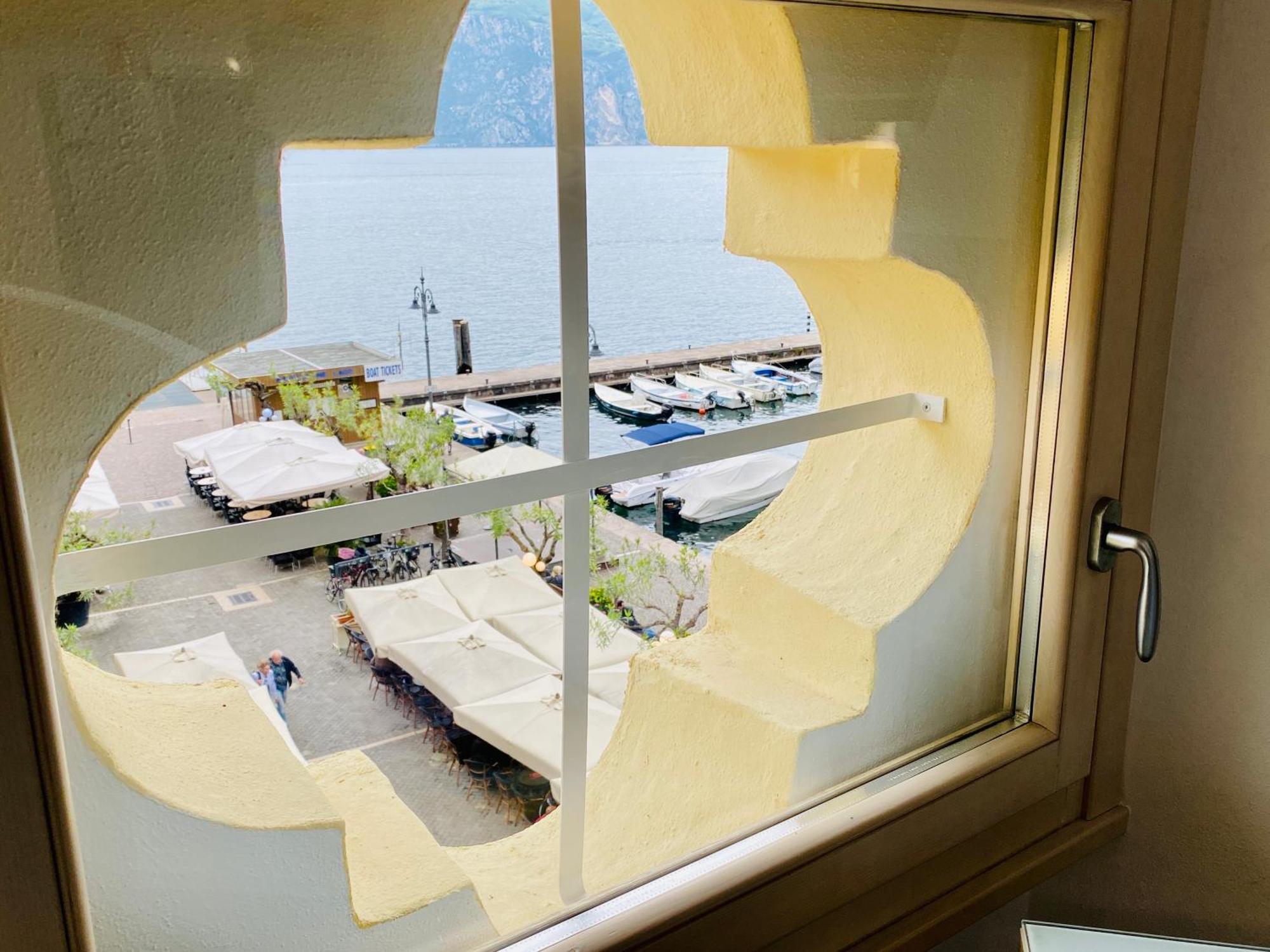 Da Mario Superior Apartment Malcesine Bagian luar foto