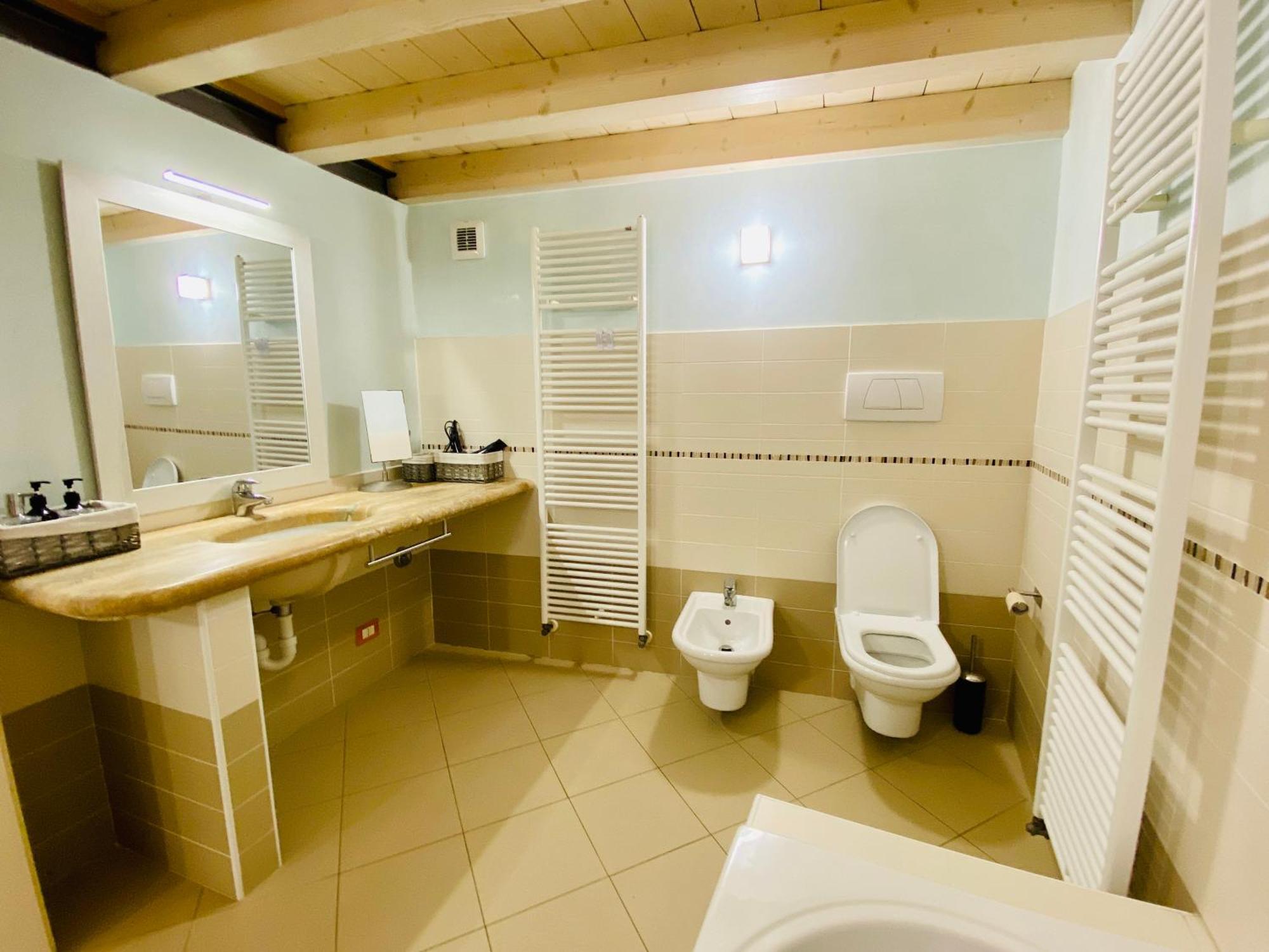 Da Mario Superior Apartment Malcesine Bagian luar foto