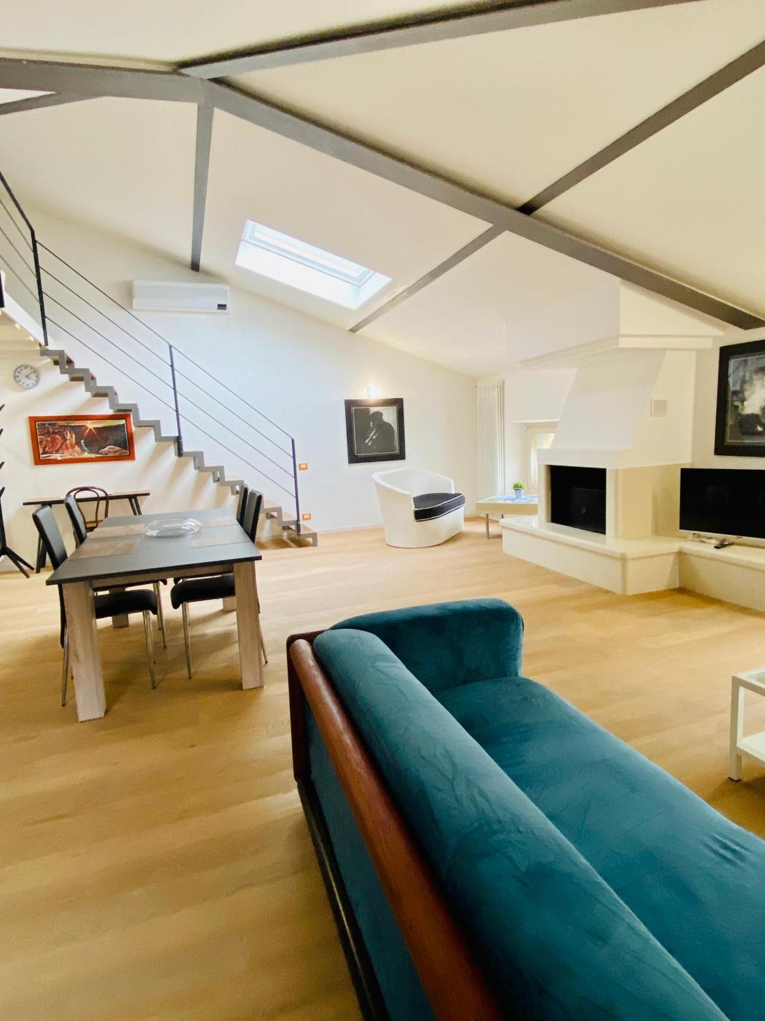 Da Mario Superior Apartment Malcesine Bagian luar foto
